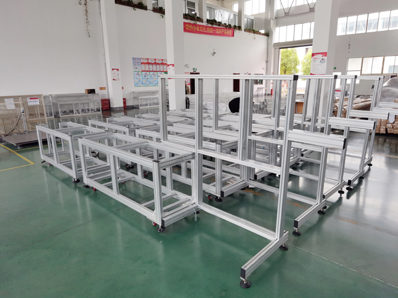 哪種連接方式最適合鋁型材框架？