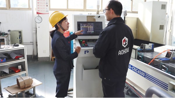 工業(yè)鋁型材的標(biāo)準(zhǔn)化與定制化的平衡