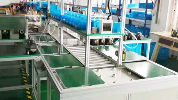 鋁型材工作臺(tái)：打造高效、靈活的現(xiàn)代生產(chǎn)空間